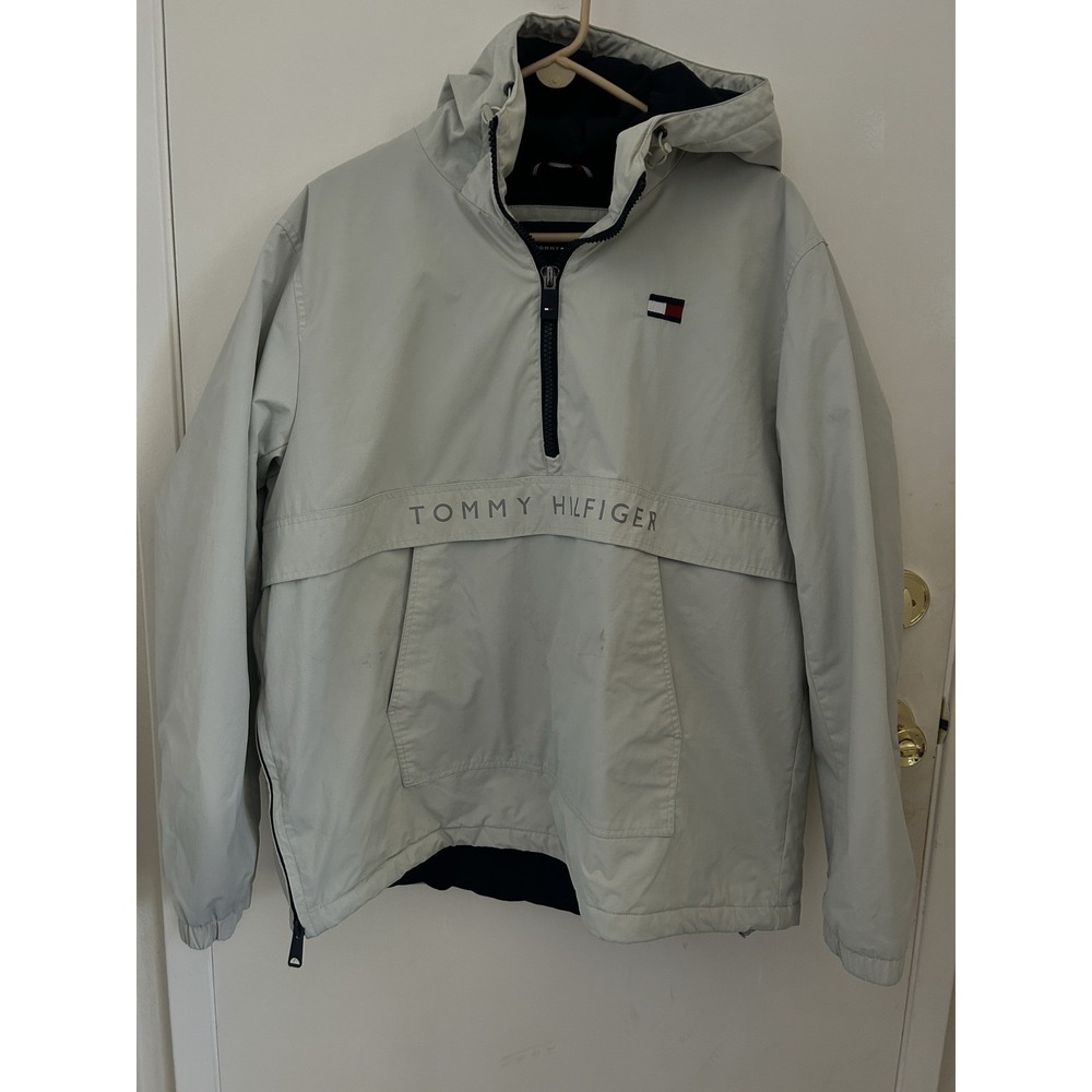 Tommy Hilfiger Water and Wind Resistant Men's Jacket-XL Lightweight & Insulated